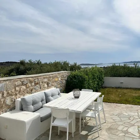 Paros Heaven 度假居 *